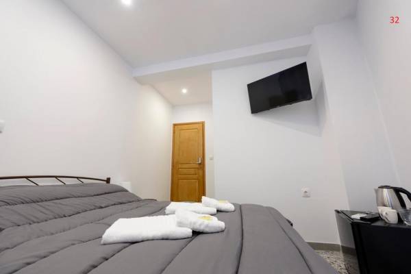 Economy Double Room - Accommodation