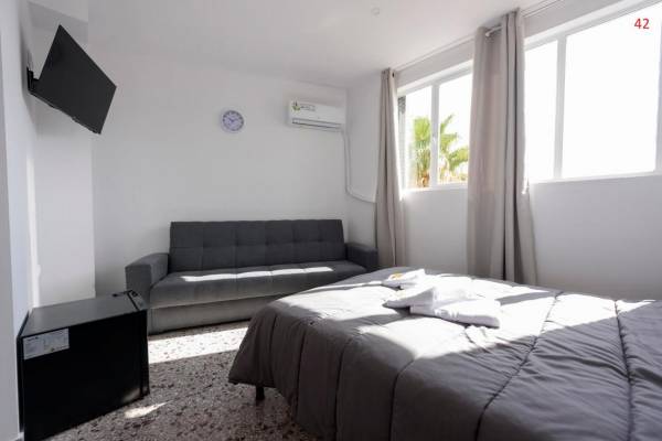 Deluxe Double Room - Accommodation