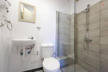 Economy Double Room4