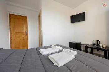 Deluxe Double Room1