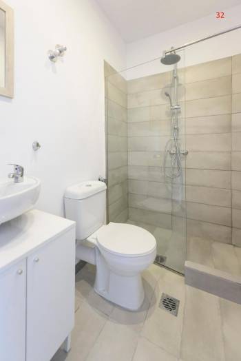 Economy Double Room7