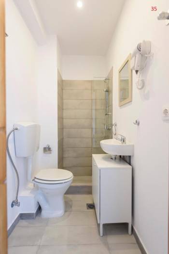 Deluxe Double Room6