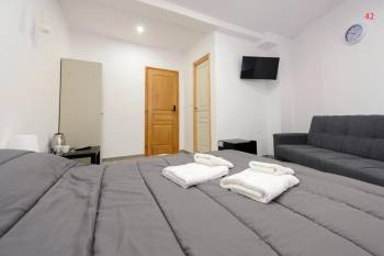 Deluxe Triple Room1