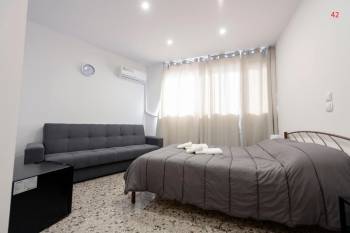 Deluxe Triple Room2