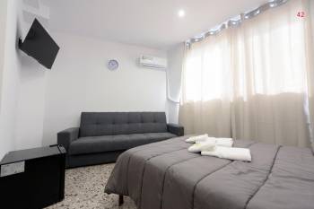 Deluxe Triple Room4