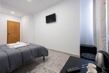 Deluxe Double Room5
