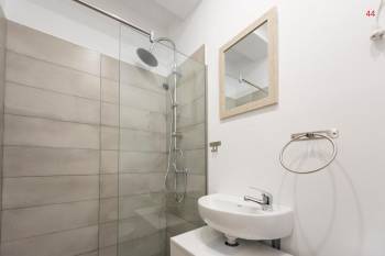 Deluxe Double Room7